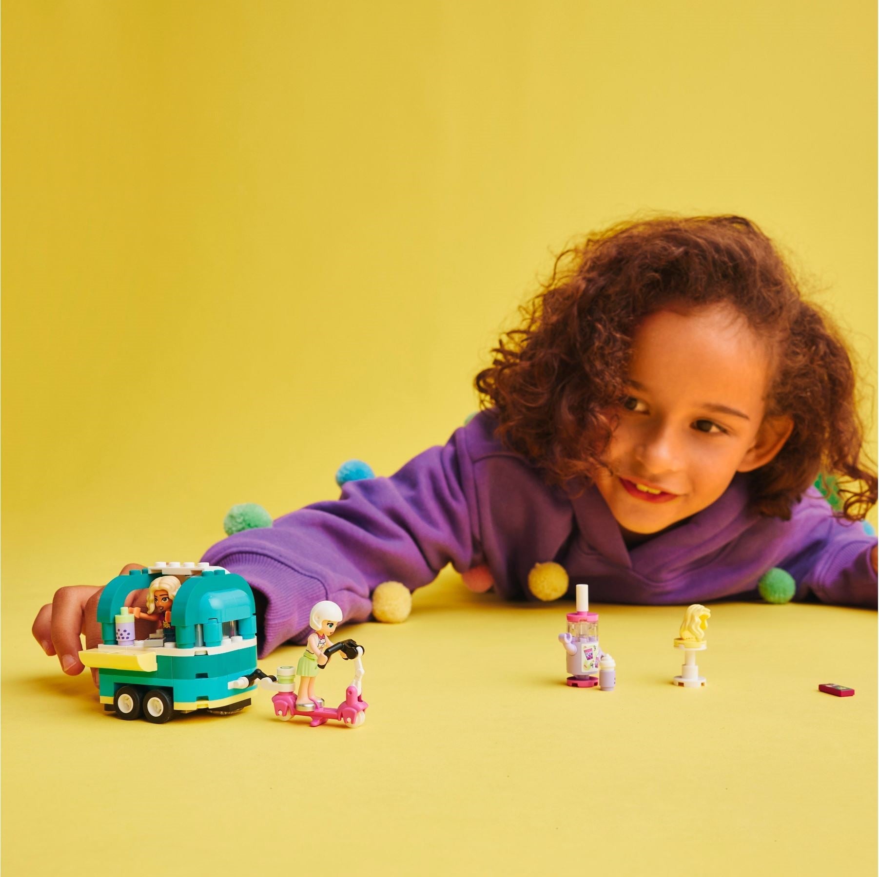 LEGO Friends Series 41733 Mobile Bubble Tea Shop- Auzzi Store