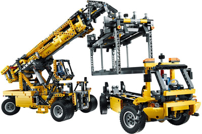 LEGO Technic 42009: Mobile Crane Mk II