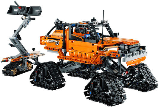 LEGO 42038 Arctic Truck: Snow Crawler with Crane & Tracks – view 2 - Auzzistore