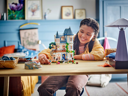 LEGO Friends 42637 Castle Bed and Breakfast