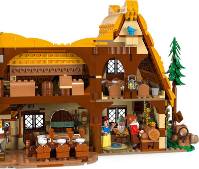 LEGO Disney Series 43242 Snow White and the Seven Dwarfs' Cottage