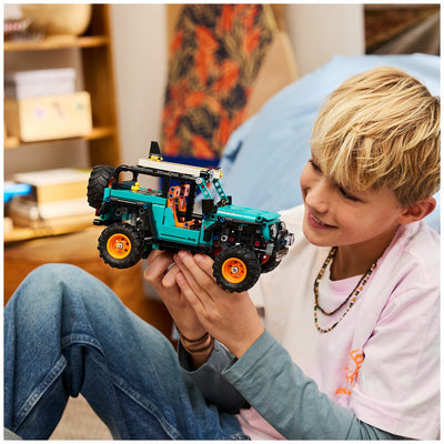 LEGO Technic Jeep Wrangler Rubicon SUV 42227 723-Piece Gift for 10+