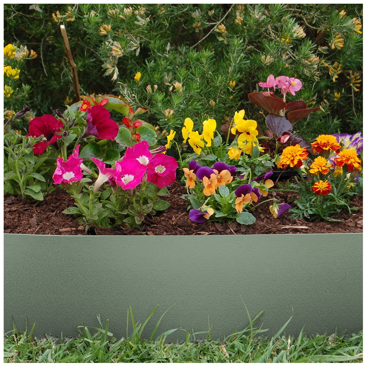 Greenlife Plastic Garden Edging 2 x (1000 x 15cm) With 20 Pegs Eucalyptus
