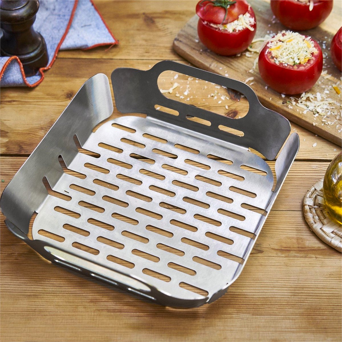 Matador Large BBQ Grill Basket - Stainless Steel - Easy To Clean - Flavorful