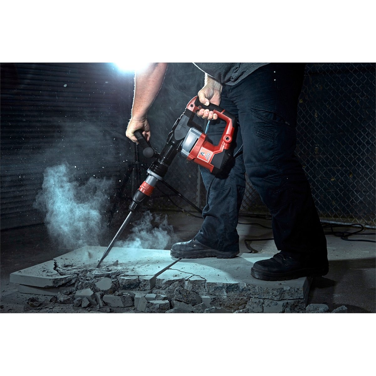 Full Boar Demolition Hammer Kit 1500W 10kg SDS Max Anti-Vibration