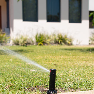 K-Rain K1 Gear Drive Sprinkler - 5m-9m Spray Radius - Plastic - Quiet Performance