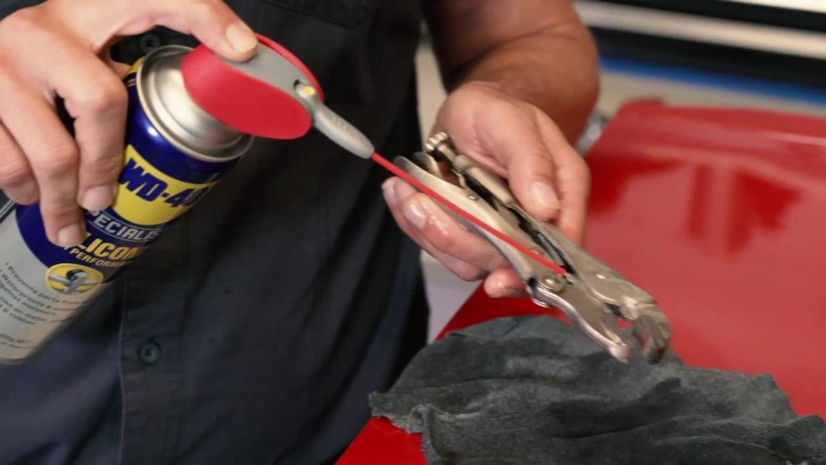 WD-40 Specialist High Performance Silicone 300g Aerosol Lubricant