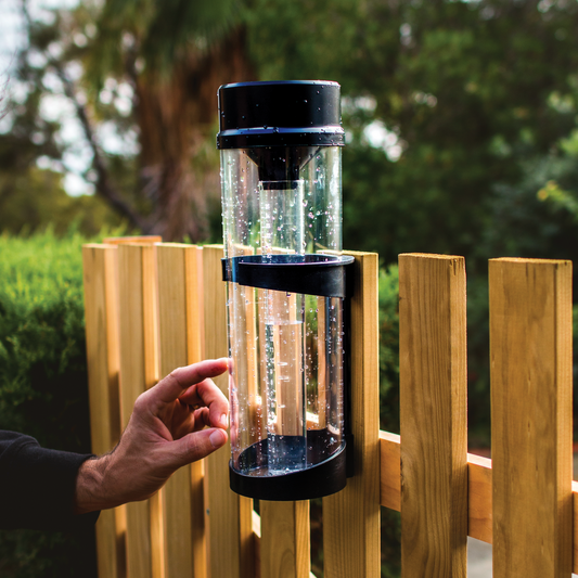 Holman Rain Gauge Cylinder 250mm UV-Stabilised Easy Read Design – view 2