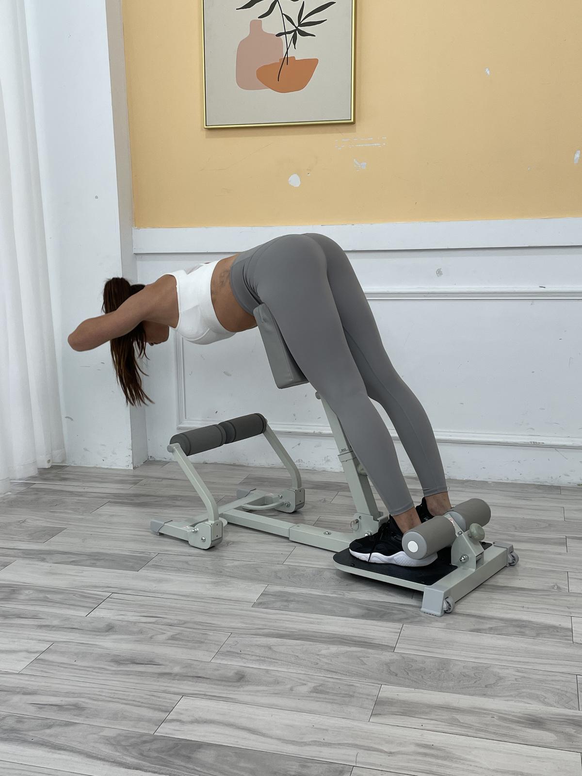 Ape Style Multifunctional Adjustable Height Squat Gym Workout Station