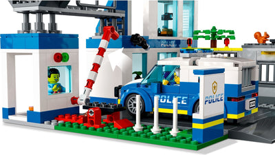 LEGO City Series 60316 Police Station