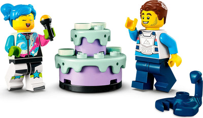 LEGO City 60341 The Knockdown Stunt Challenge