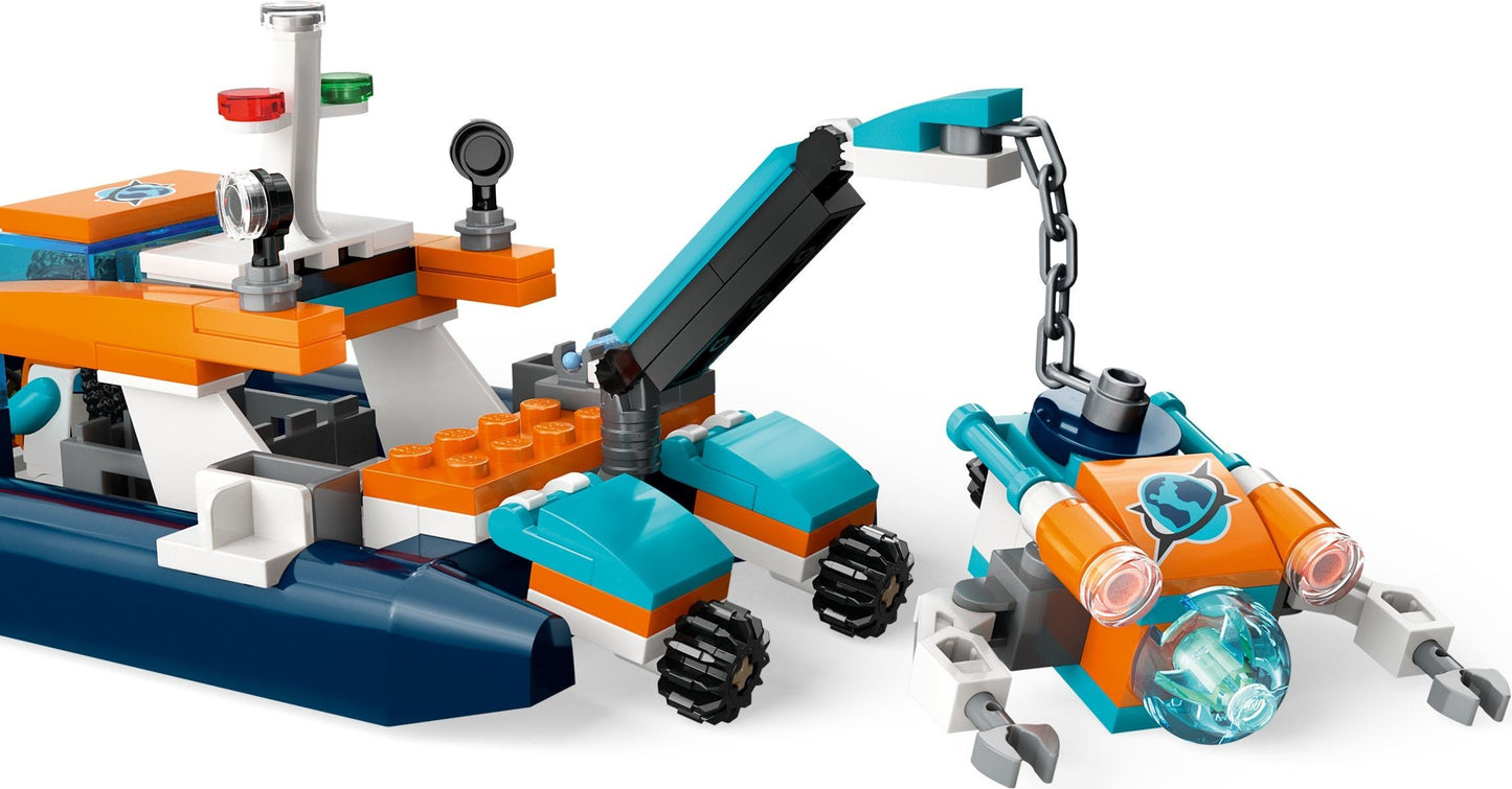 LEGO 60377 Explorer Diving Boat – Ocean Adventure Playset