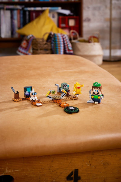 LEGO 71397 Luigi's Mansion Lab & Poltergust