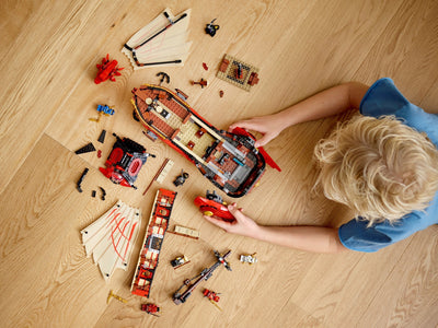 LEGO 71705 Destiny's Bounty: NINJAGO Ship & Ninja Minifigures