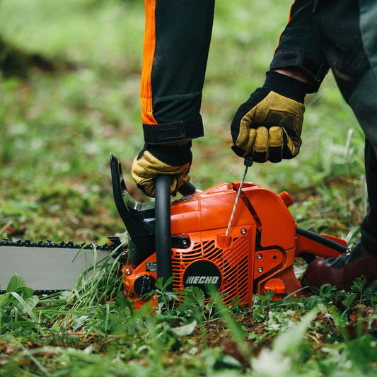 Echo 500mm 59.8cc 2 Stroke Petrol Chainsaw - 20" Guide Bar - Orange - Powerful & Efficient – view 2 - Auzzistore