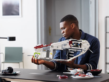 LEGO 75309 Republic Gunship - UCS Star Wars Set