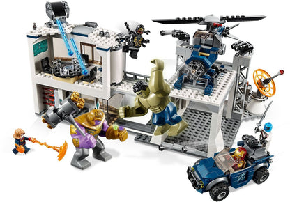 LEGO 76131 Avengers Compound Battle Superhero Minifigures Playset