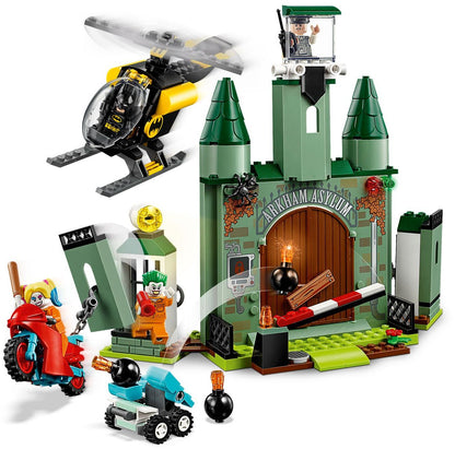 LEGO DC Super Heroes 76138 Batman and The Joker Escape- Auzzi Store