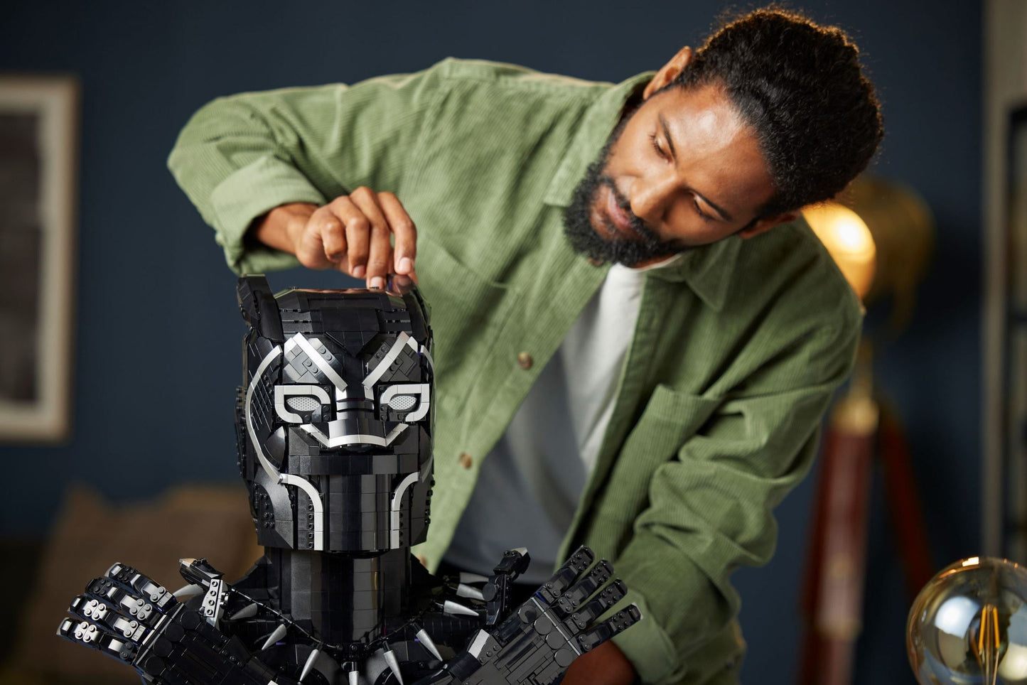 LEGO 76215 Black Panther Buildable Bust Model Kit