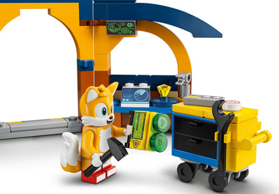 LEGO Sonic the Hedgehog Series 76991 Tails' Workshop and Tornado Plane