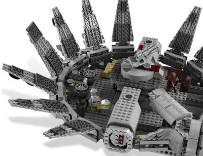 LEGO 7965 Star Wars Millennium Falcon