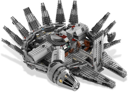 LEGO 7965 Star Wars Millennium Falcon- Auzzi Store