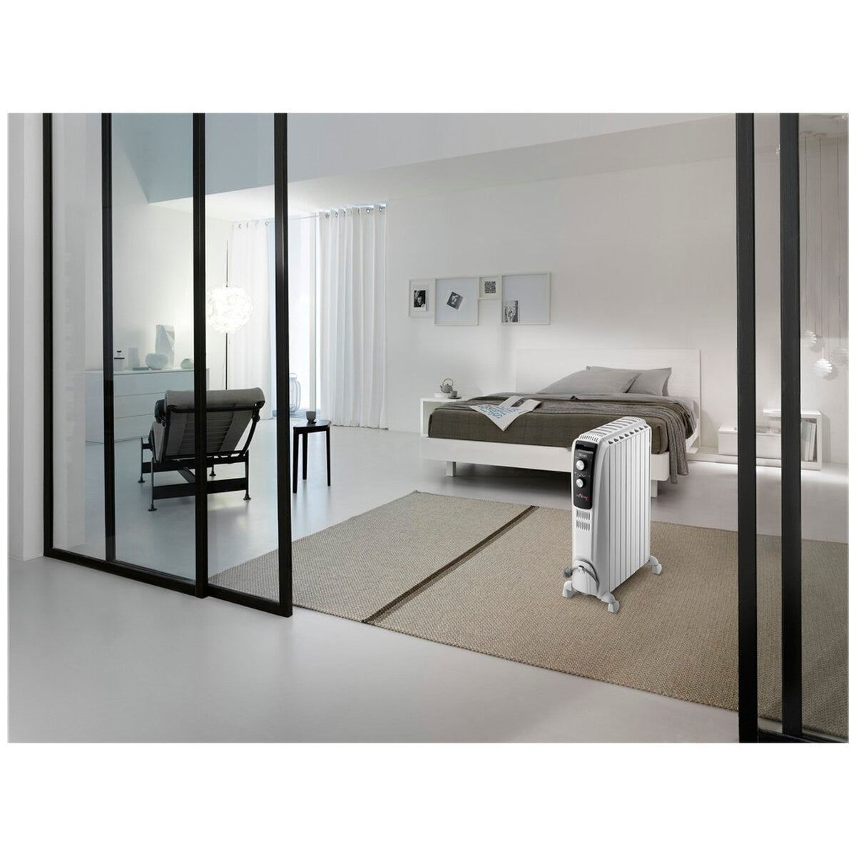 De'Longhi 2400W Dragon 4 Oil Column Heater TRD42400MT - Anti-frost Technology