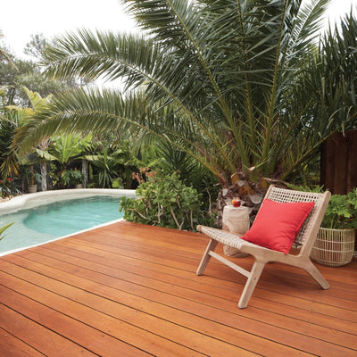Feast Watson Wet Look Decking Oil 4L Water Based UV Resistant
