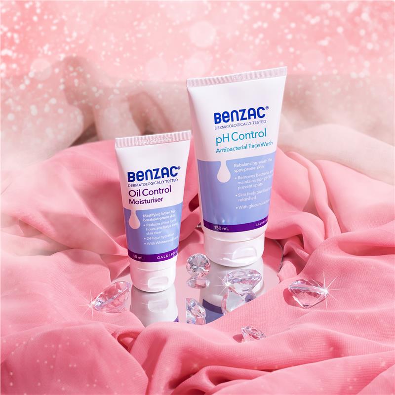 Benzac Oil Control Moisturiser 50ml - Shine Control for Breakout-Prone Skin