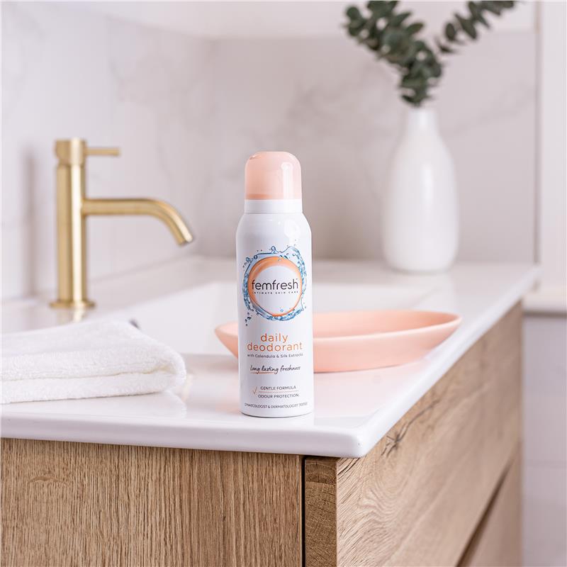 Femfresh 75g Hypoallergenic Deodorant Spray with Calendula & Silk, 8hr Protection