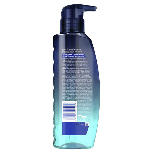 Head & Shoulders Professional Advanced Oil Control Shampoo for Severe Dandruff - 300ml – view 2 - Auzzistore