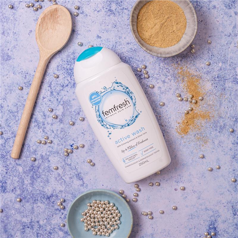 Femfresh Intimate Wash with Ginseng & Silver Ions, 250ml