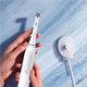 Oral-B iO Series 3 Electric Toothbrush - Clean & Whiten – view 4 - Auzzistore