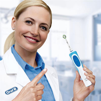 Oral-B Vitality Plus Power Toothbrush - Floss Action (1 CT)