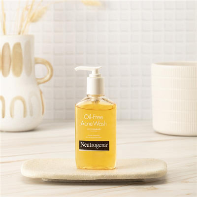 Neutrogena Oil-Free Acne Wash Face Cleanser 175mL - Deep Clean for Acne-Prone Skin