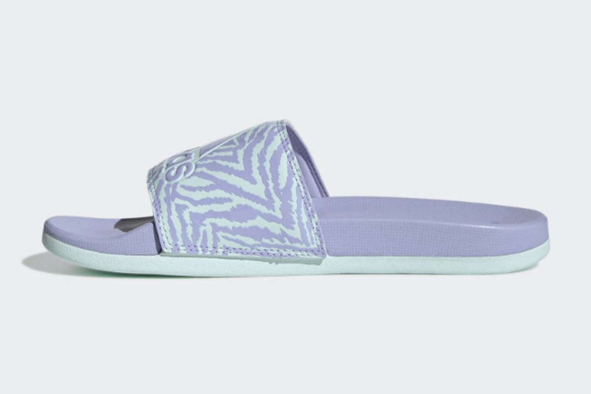 Adidas Women's Adilette Comfort (Vioton/Vioton/Mint) | Auzzi Store