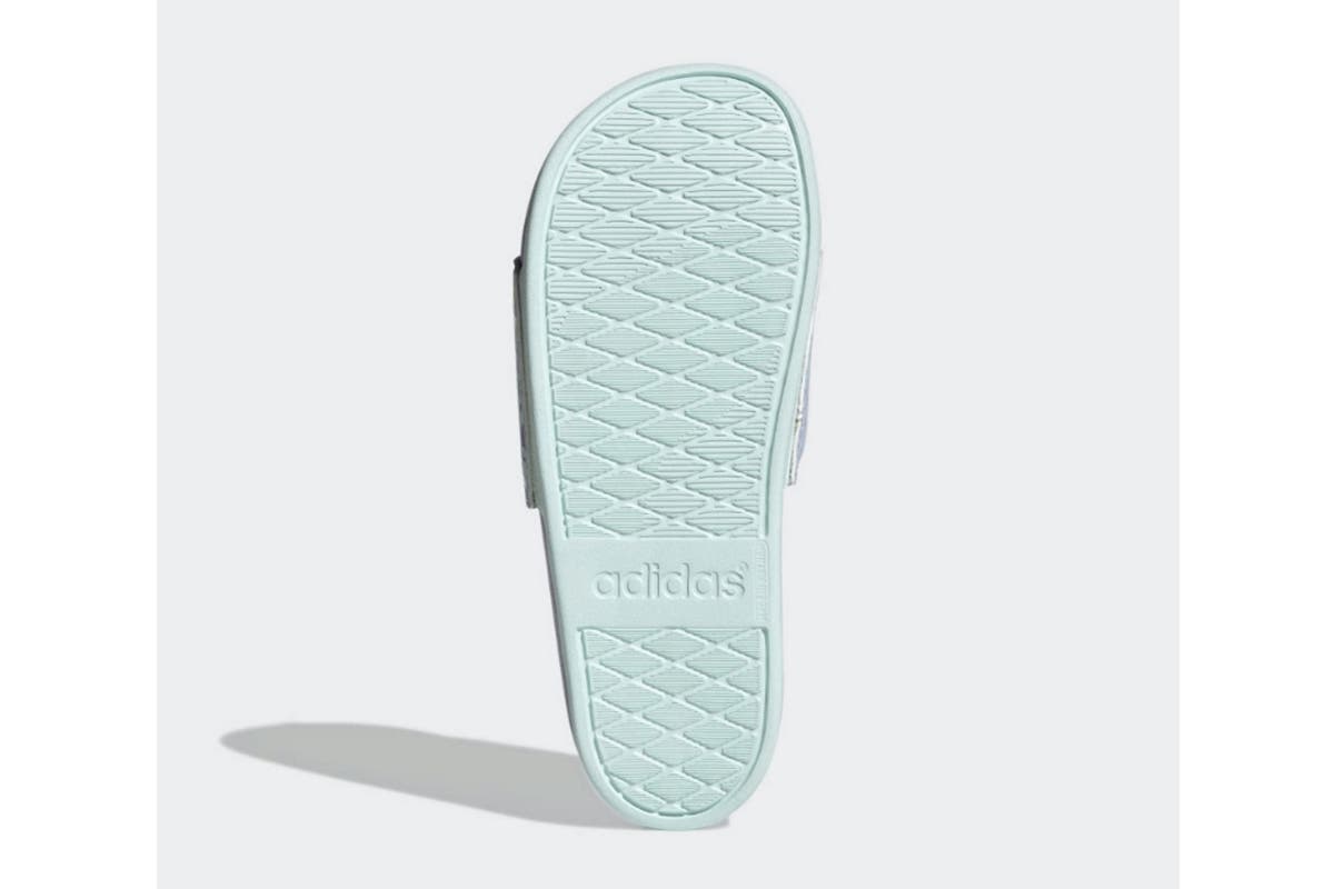 Adidas Women's Adilette Comfort (Vioton/Vioton/Mint) | Auzzi Store