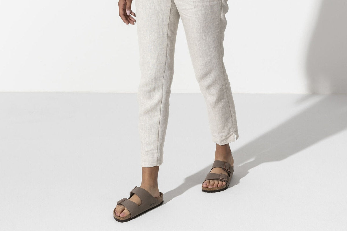 Birkenstock Unisex Arizona Birkibuc Sandals - Mocca; Size 40 EU