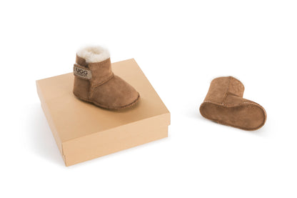 UGG Outback Baby Premium Double Face Sheepskin Classic Bootie (Chestnut, Size L)