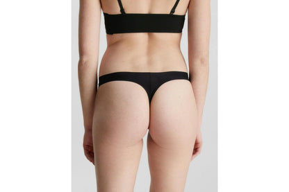 Calvin Klein Women's Invisibles Thong (Black, Size XS)