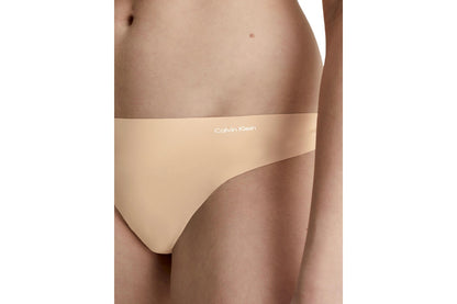 Calvin Klein Women's Invisibles Thong (Light Caramel, Size S)