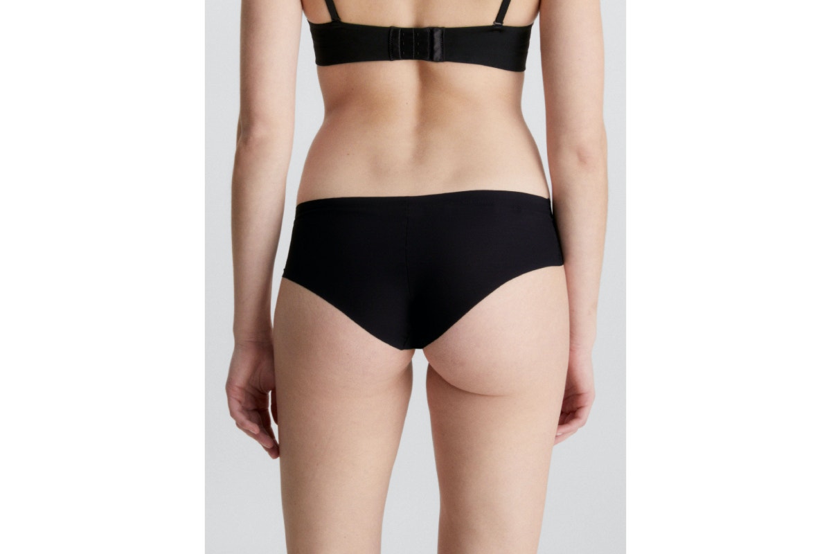 Calvin Klein Women's Invisibles Hipster (Black, Size XL)