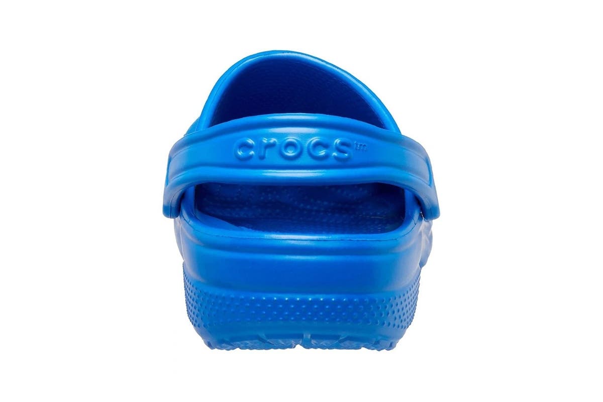 Crocs Classic Clog (Blue Bolt, Size M9/W11 US)