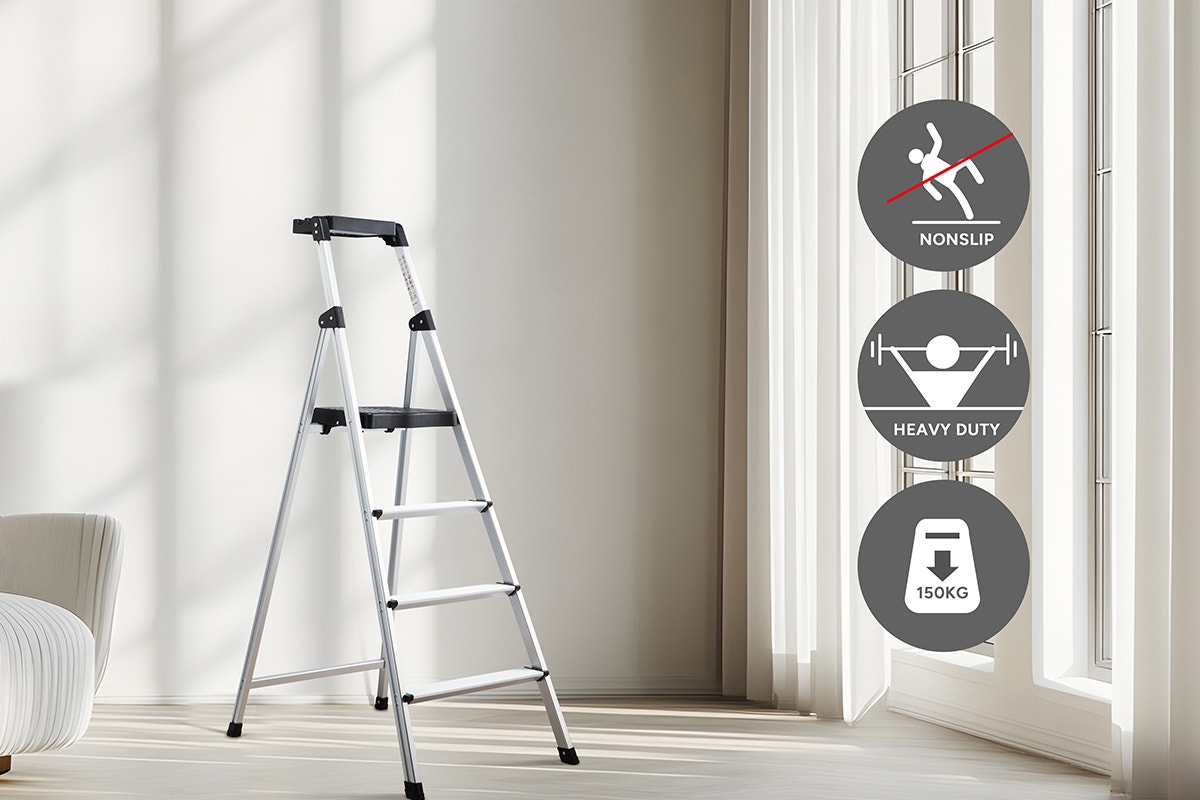 Certa 4 Step Ladder With Tray