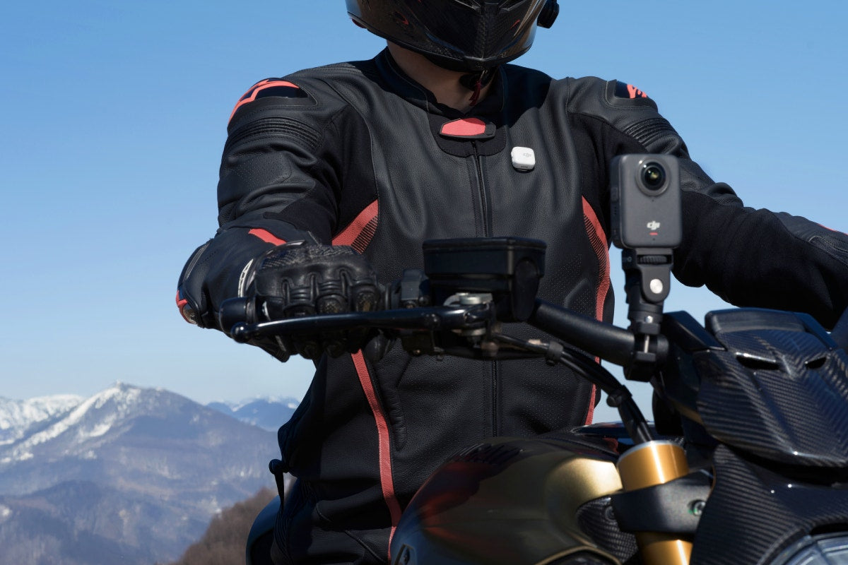 DJI Osmo 360 Adventure Combo