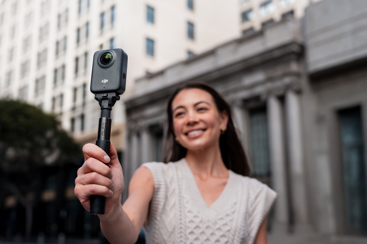 DJI Osmo 360 Adventure Combo