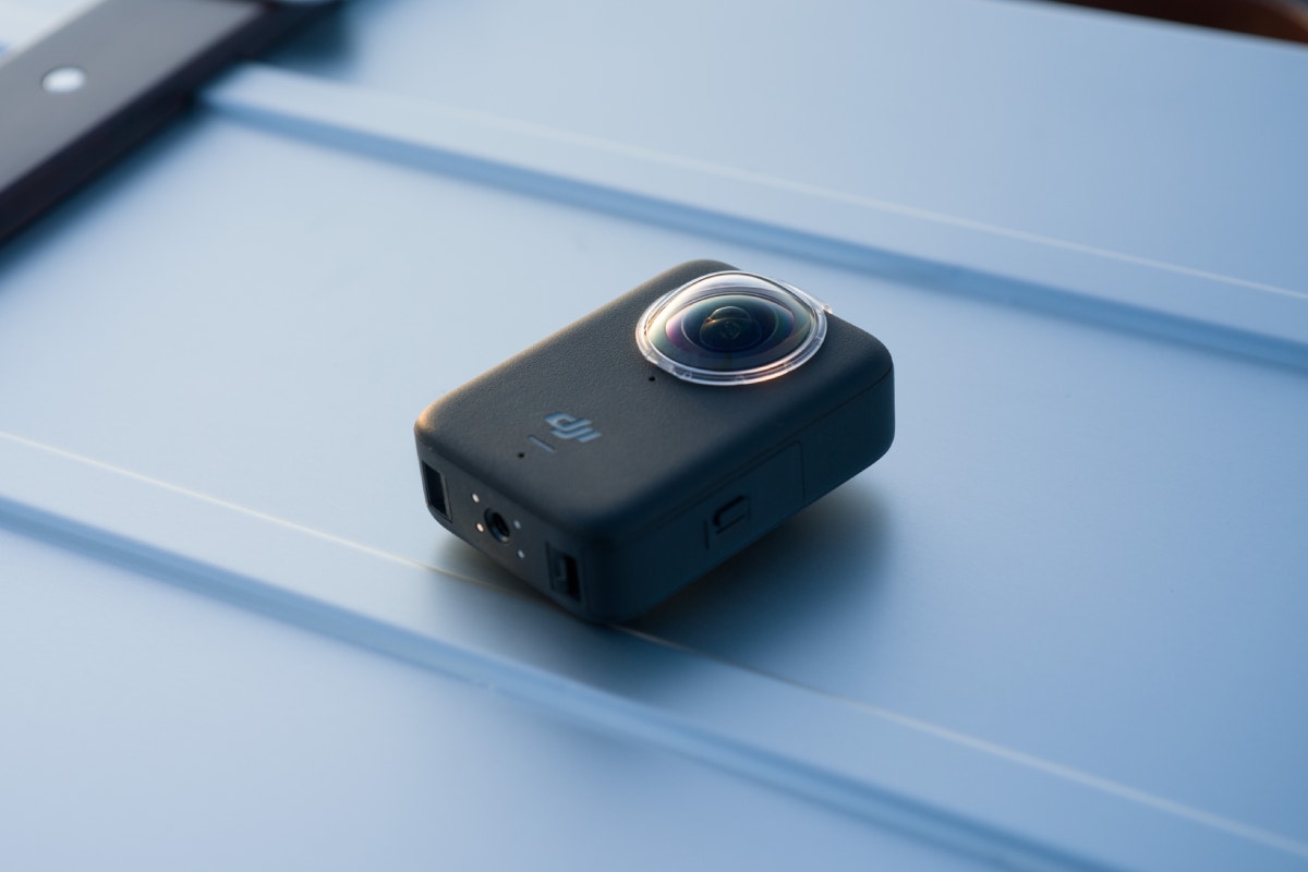 DJI Osmo 360 Standard Combo