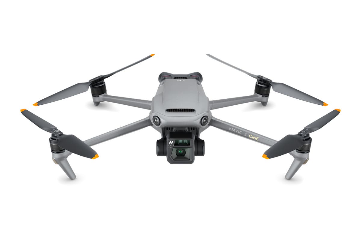 DJI Mavic 3 Drone Cine Combo