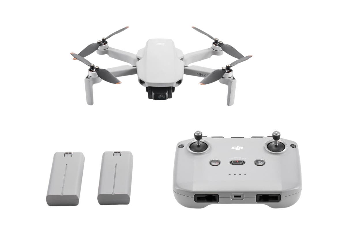 DJI Mini 2 SE Camera Drone Fly More Combo