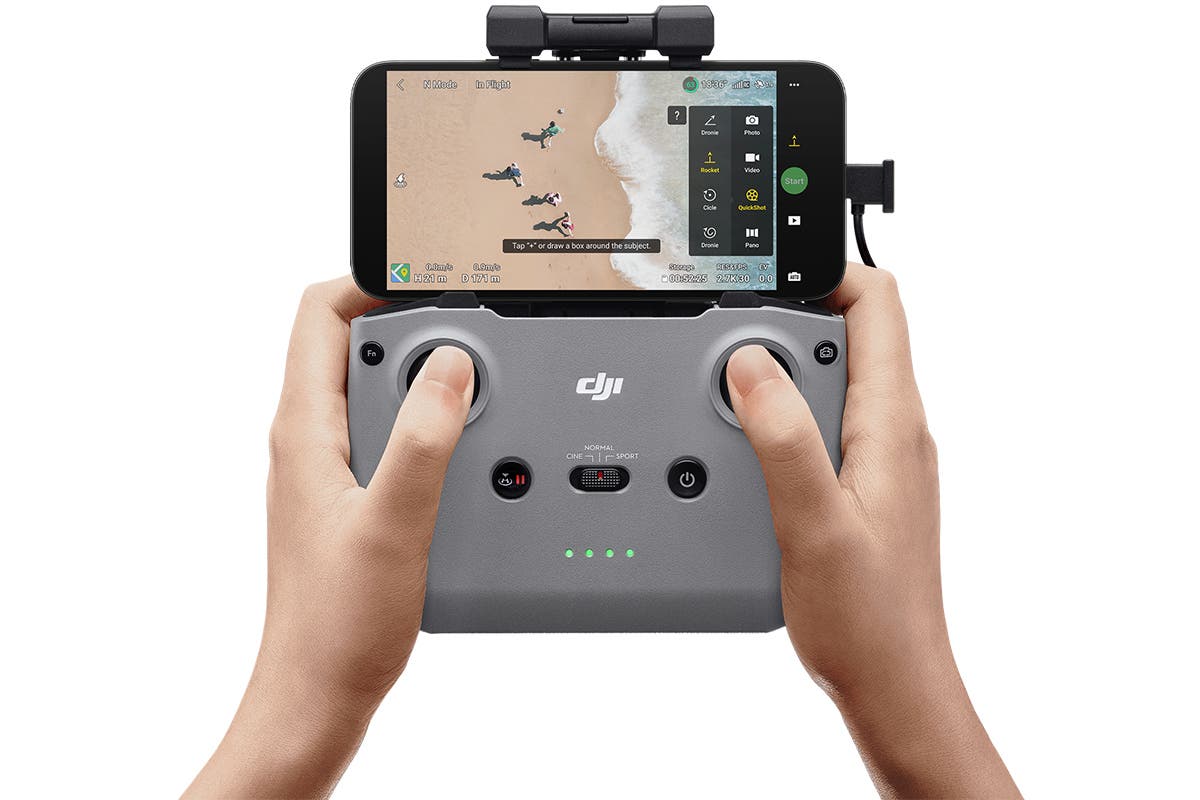DJI Mini 2 SE Camera Drone Fly More Combo